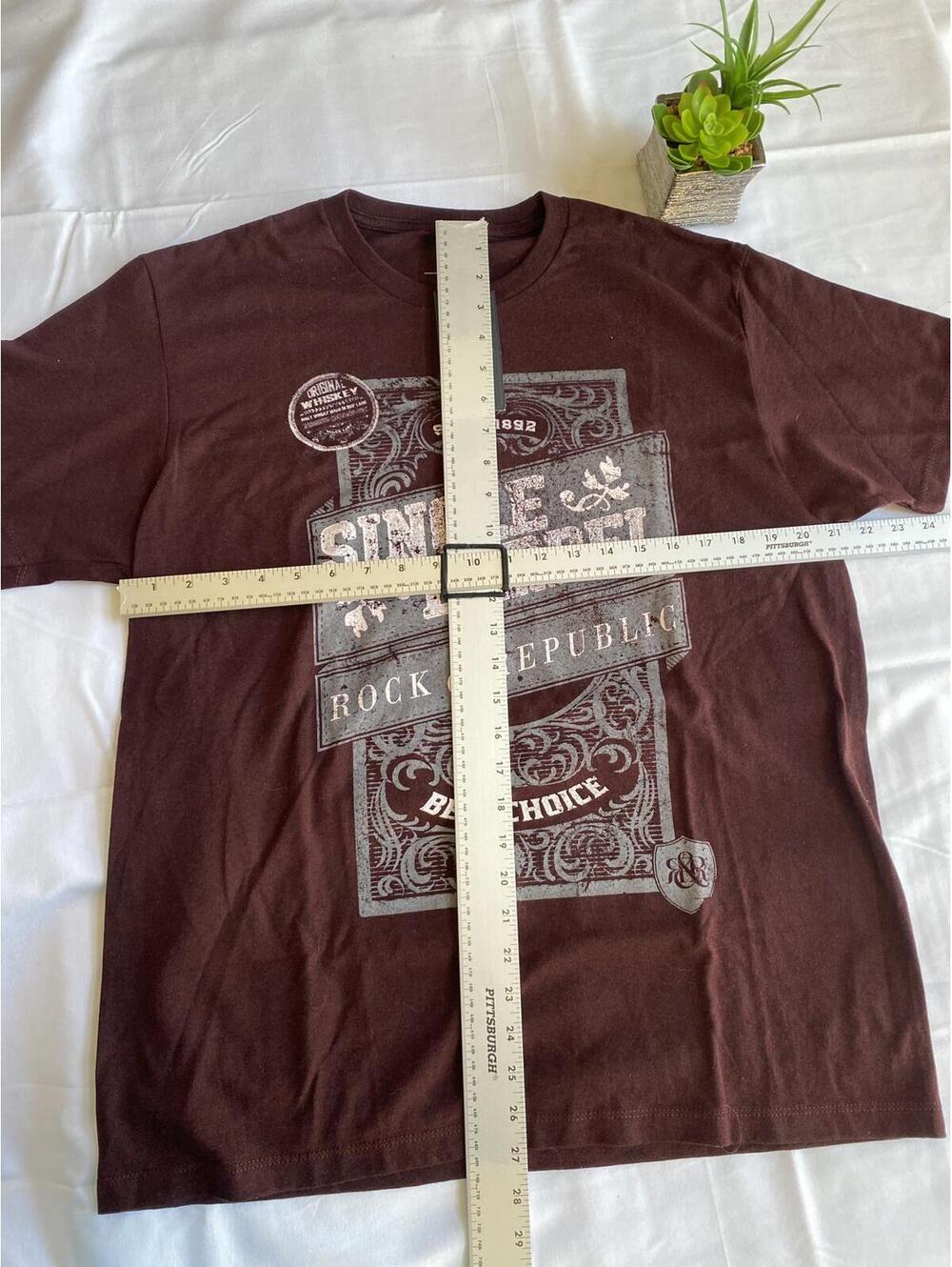 Rock & Republic Single Barrel Graphic T-Shirt Size Large - Picture 4 of 5
